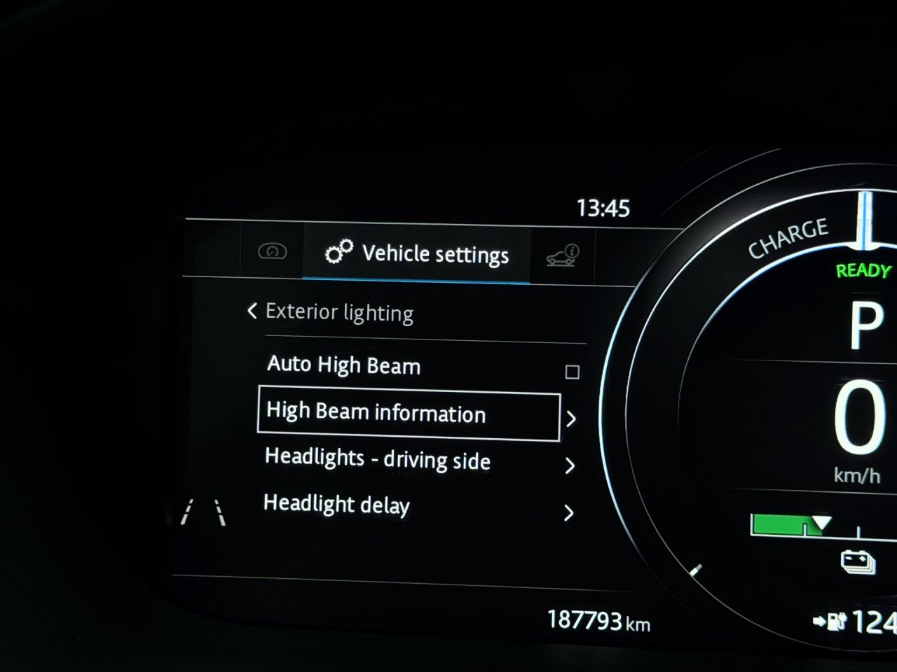 Jaguar I-Pace | 30