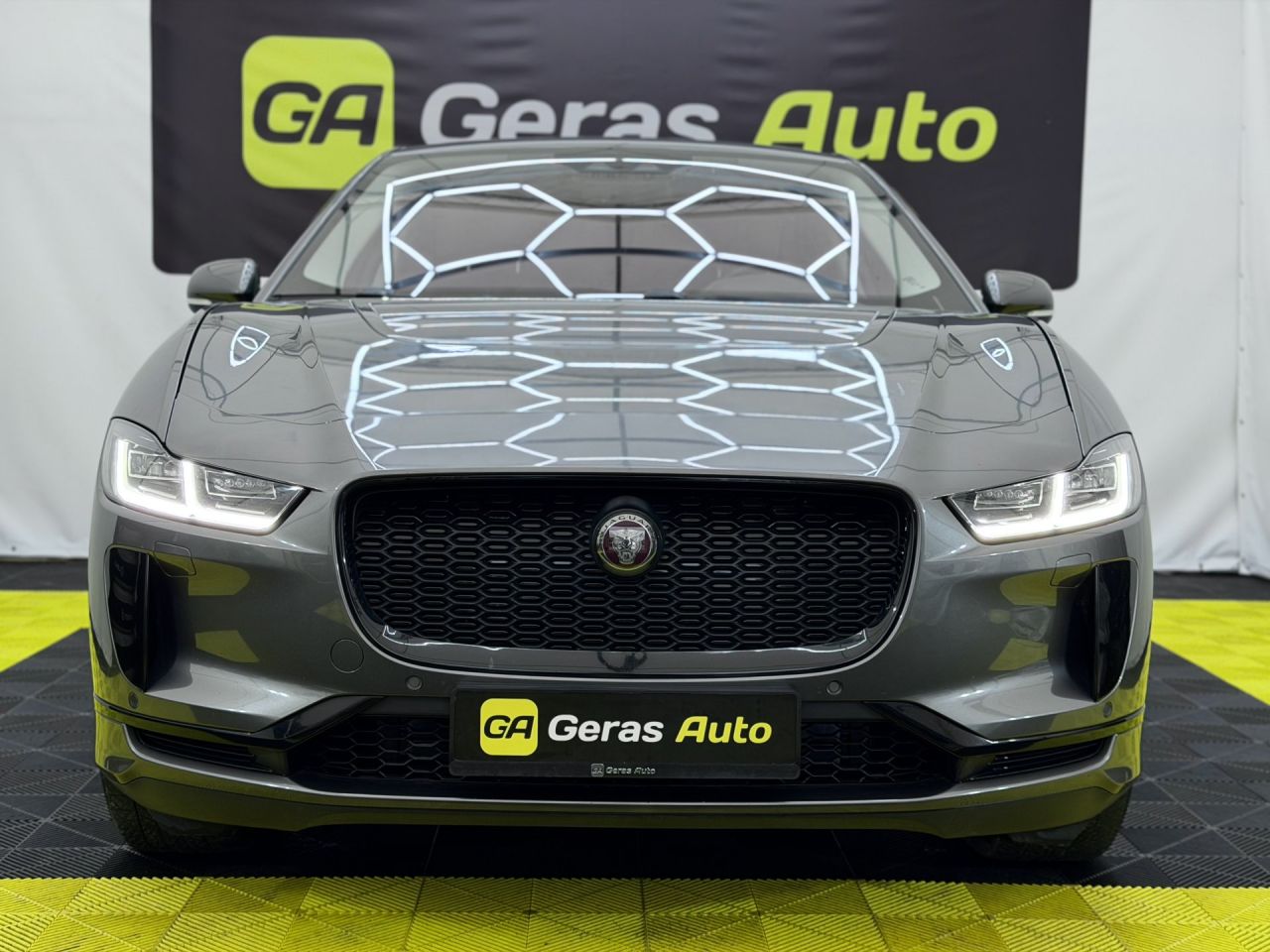 Jaguar I-Pace | 1