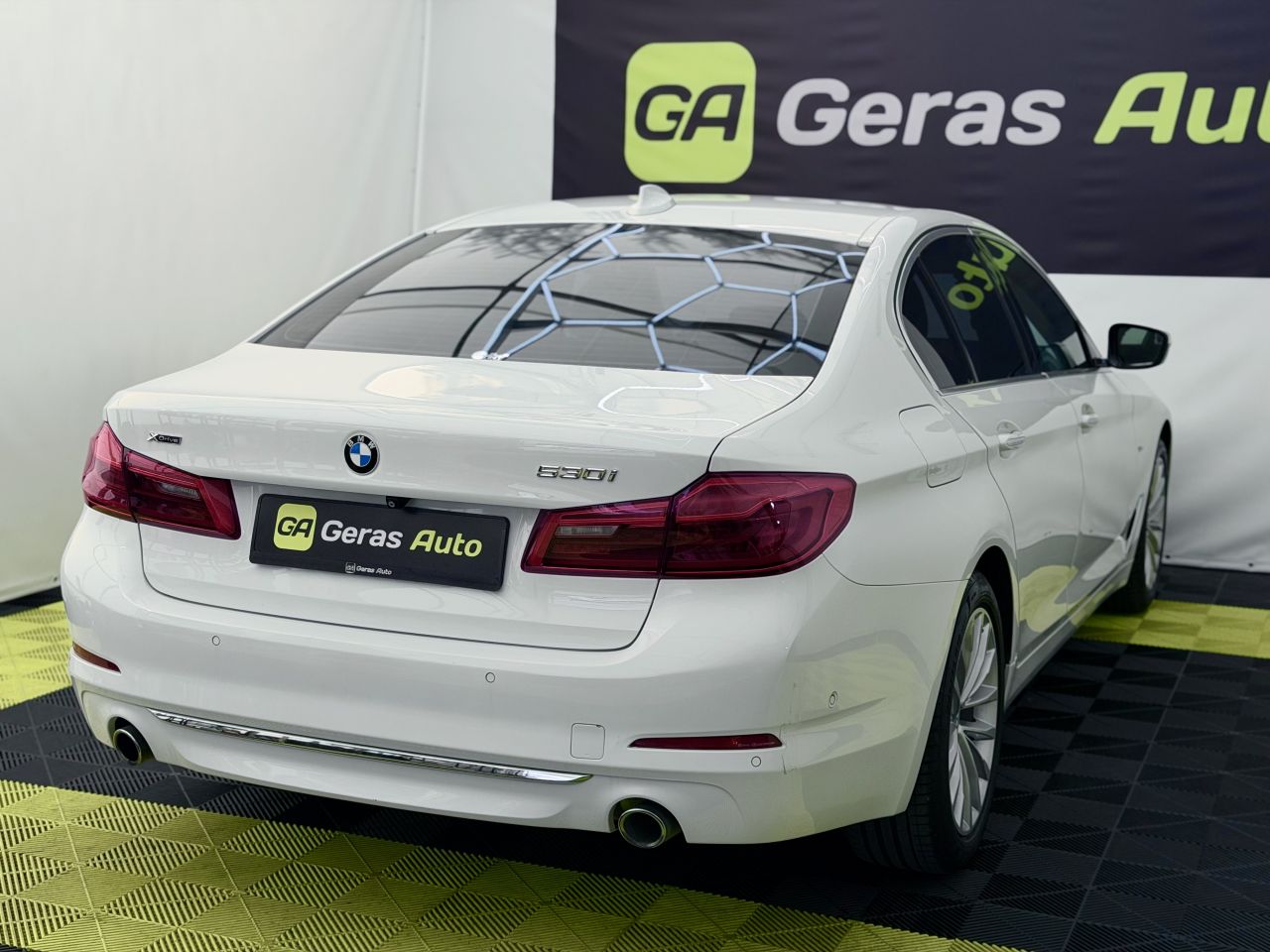 BMW 530 | 3