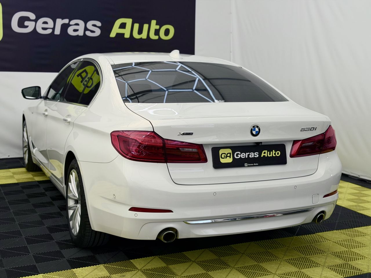 BMW 530 | 5