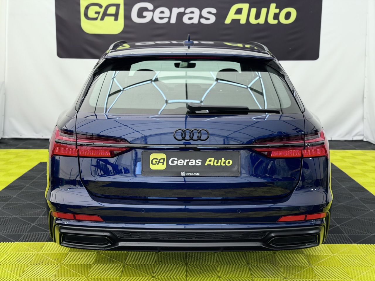 Audi A6 | 4