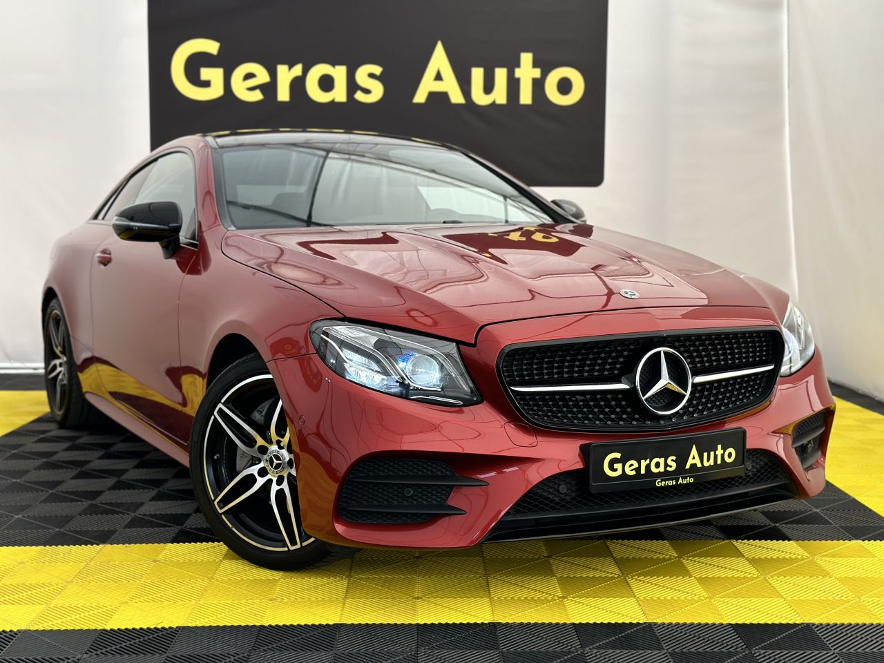 Mercedes-Benz E220 | 2