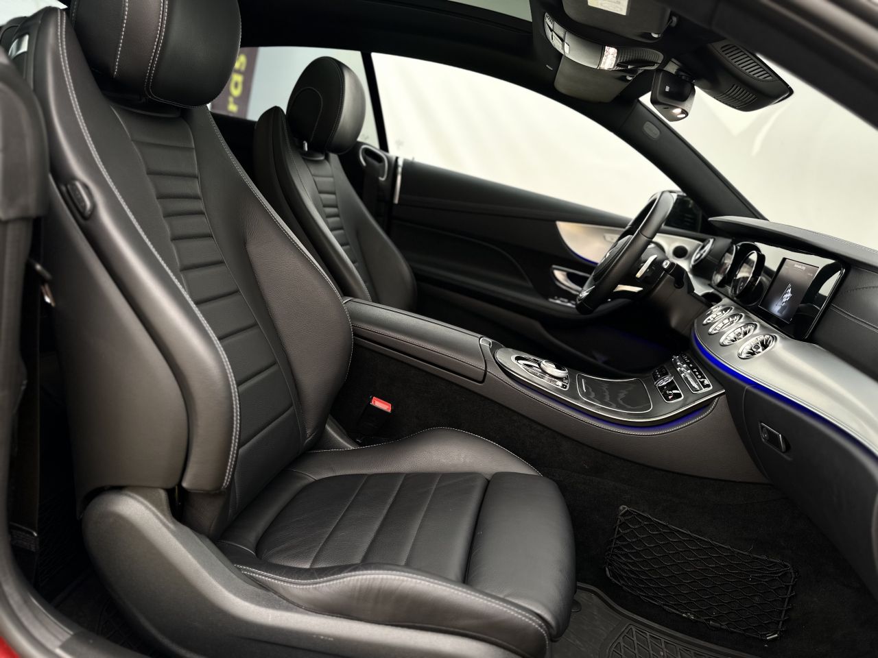 Mercedes-Benz E220 | 11