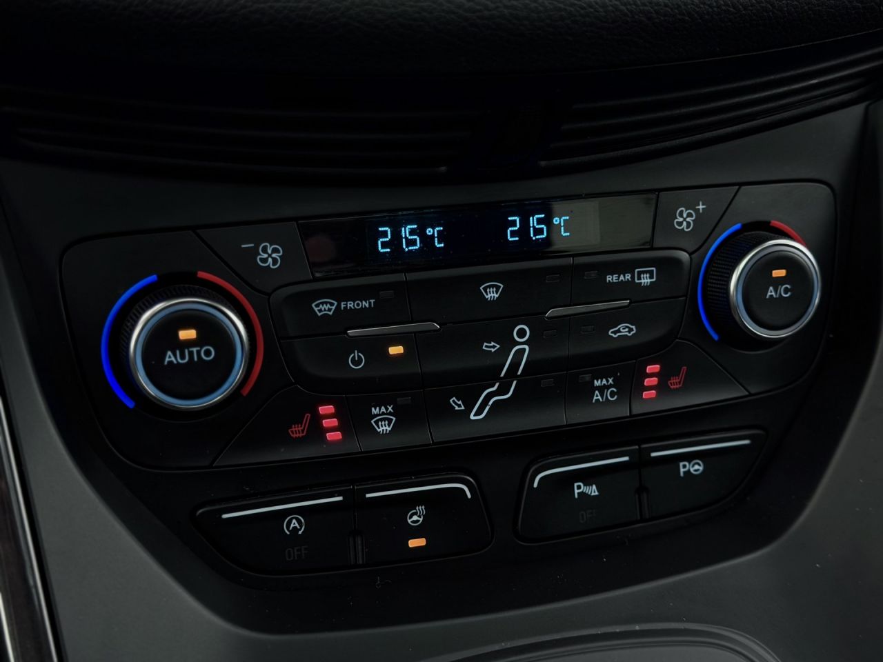 Ford Grand C-MAX | 22