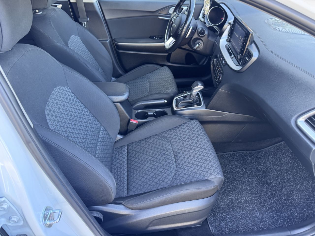 Kia Cee'd | 6