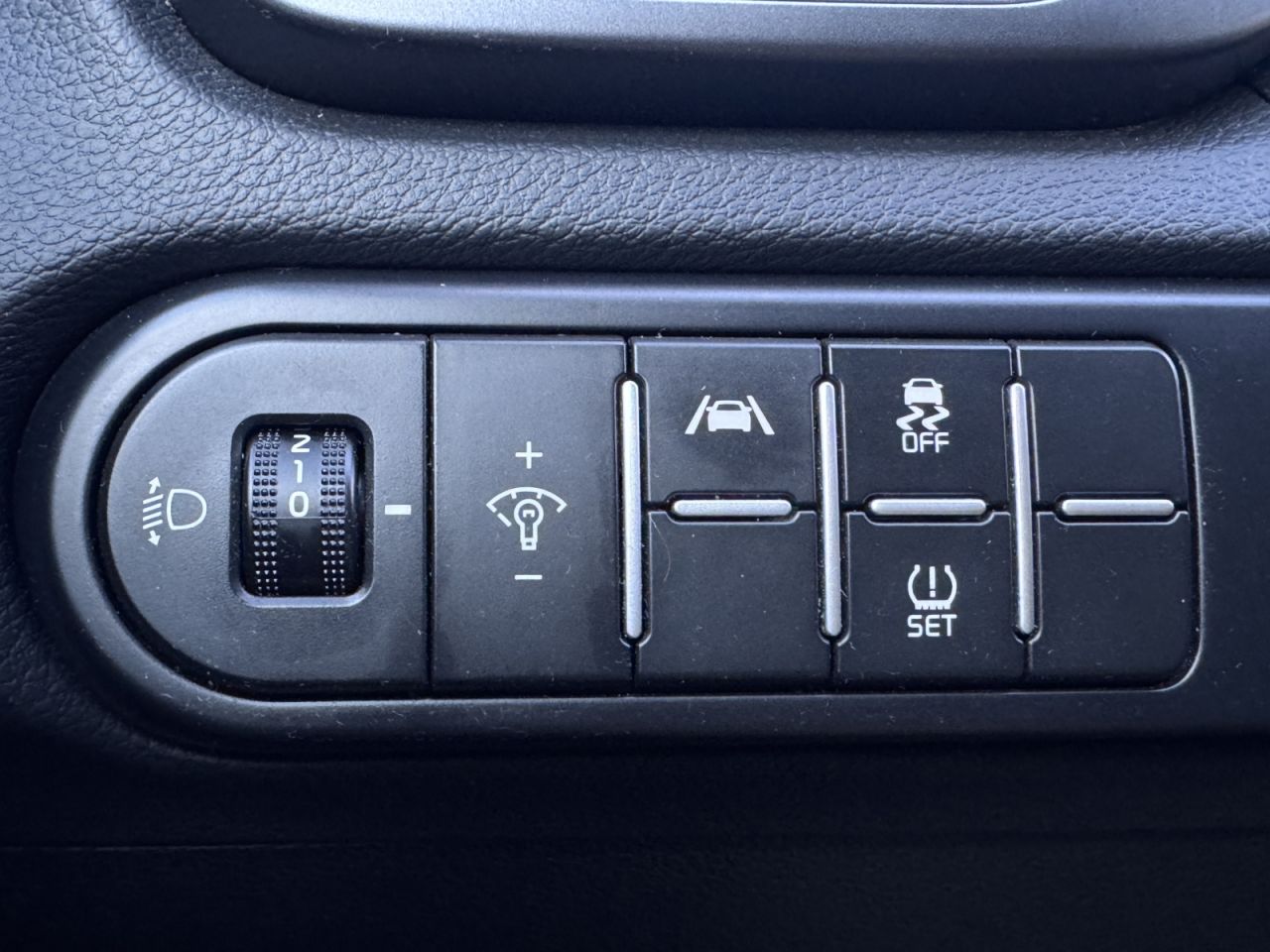 Kia Cee'd | 23