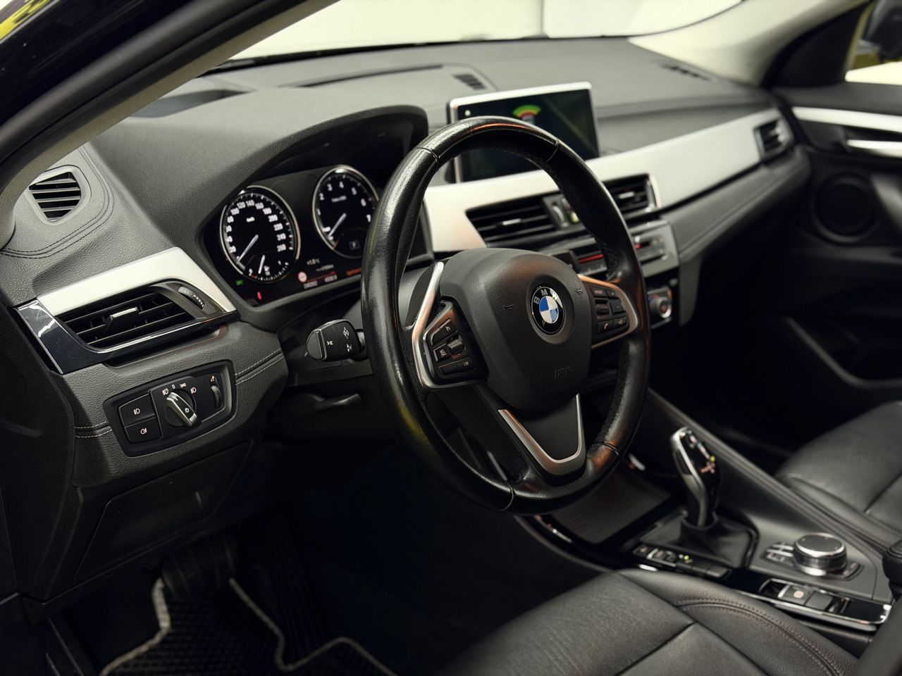 BMW X2 | 8