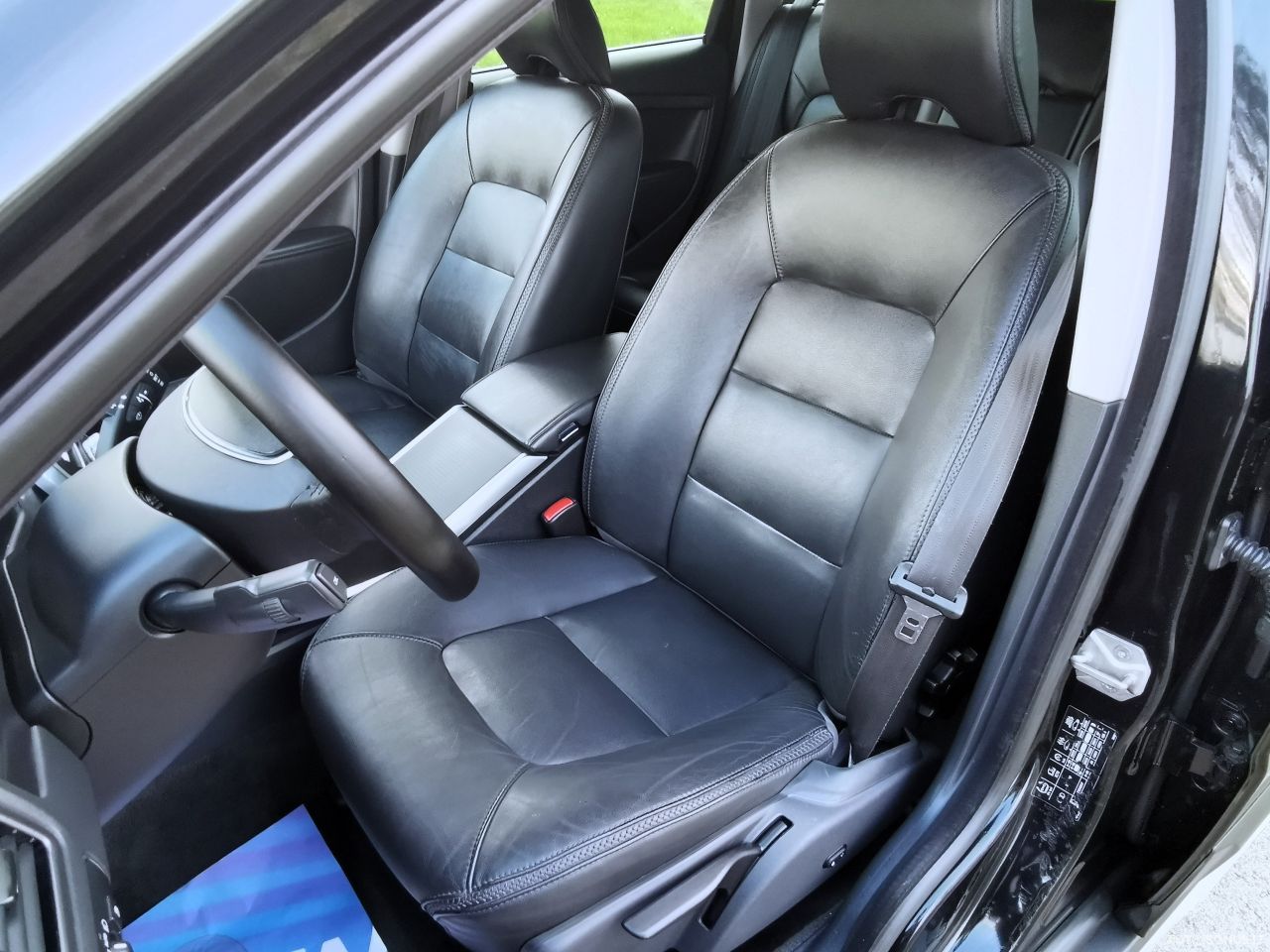 Volvo XC70 | 15