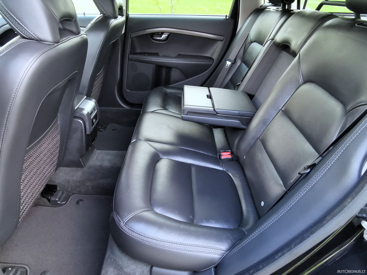 Volvo XC70 | 18