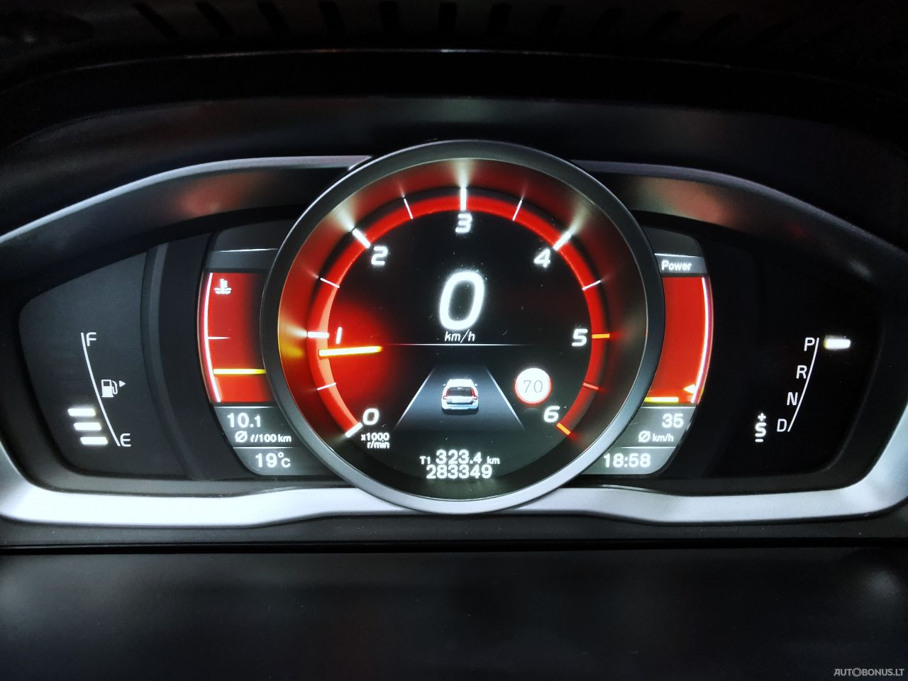 Volvo XC70 | 22