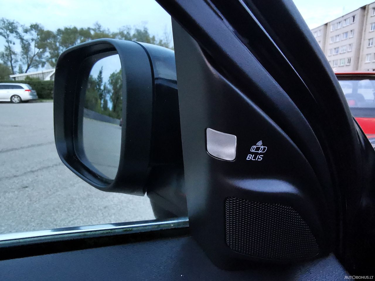 Volvo XC70 | 39