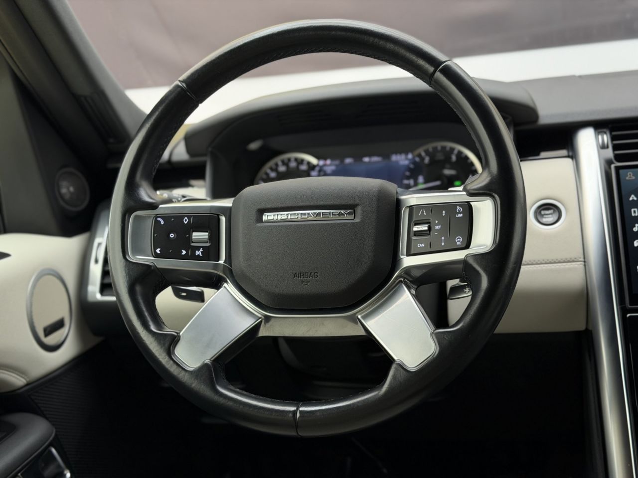 Land Rover Discovery | 20