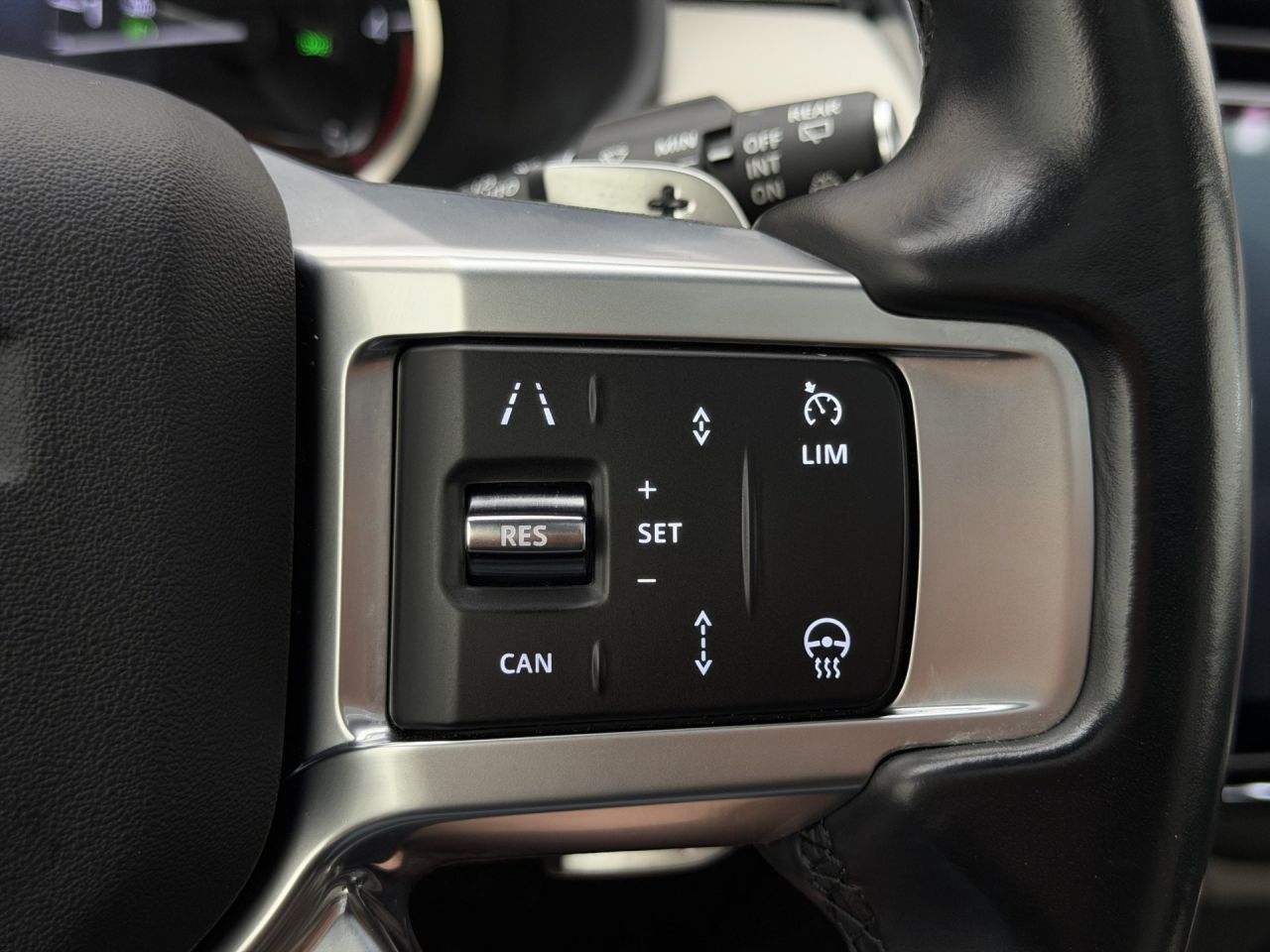 Land Rover Discovery | 27