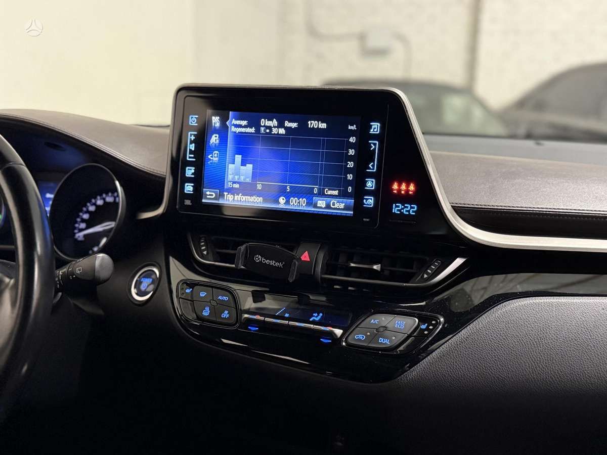 Toyota C-HR | 8