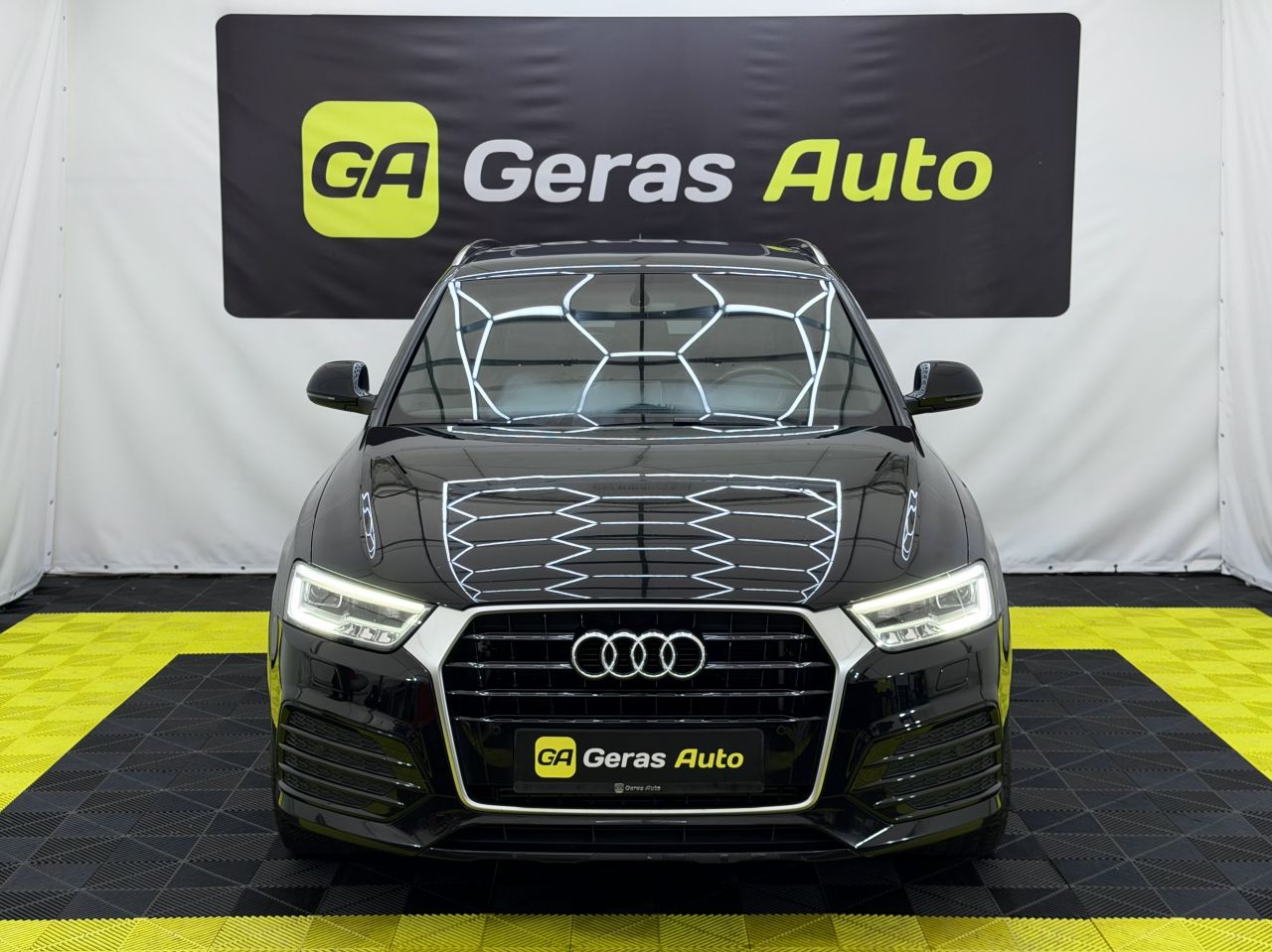 Audi Q3 | 6