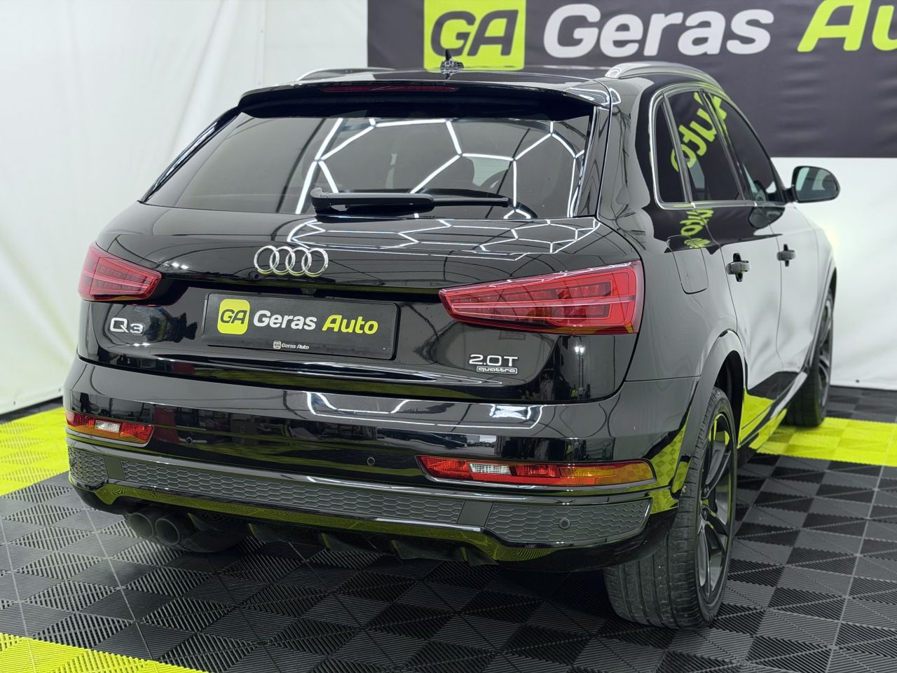 Audi Q3 | 3