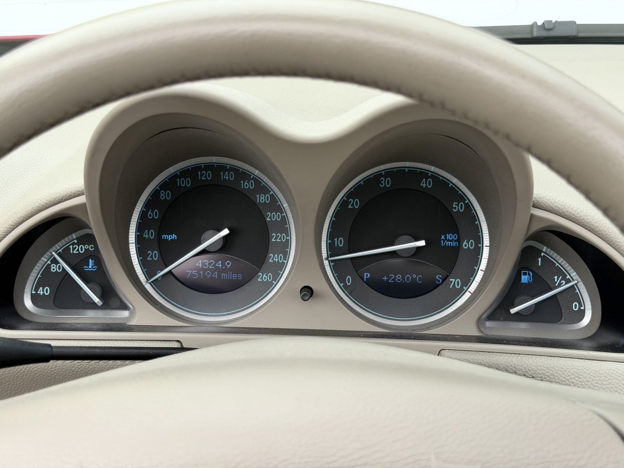 Mercedes-Benz SL500 | 16