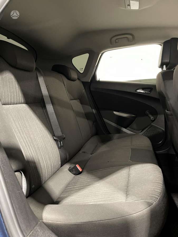 Opel Astra | 6