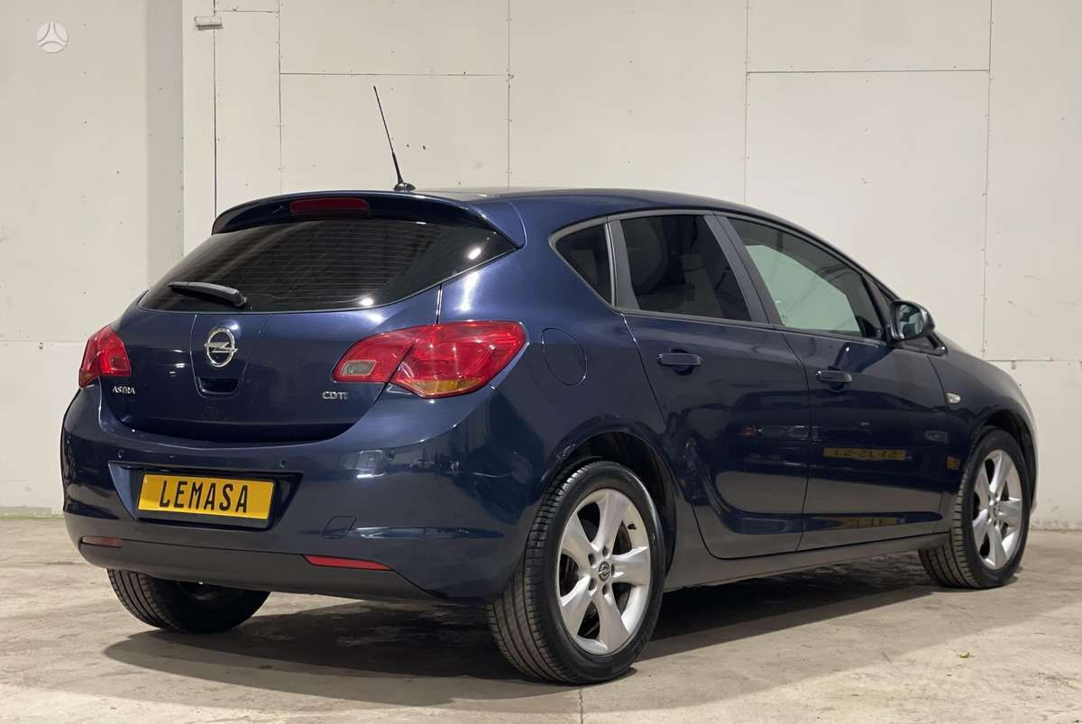 Opel Astra | 3
