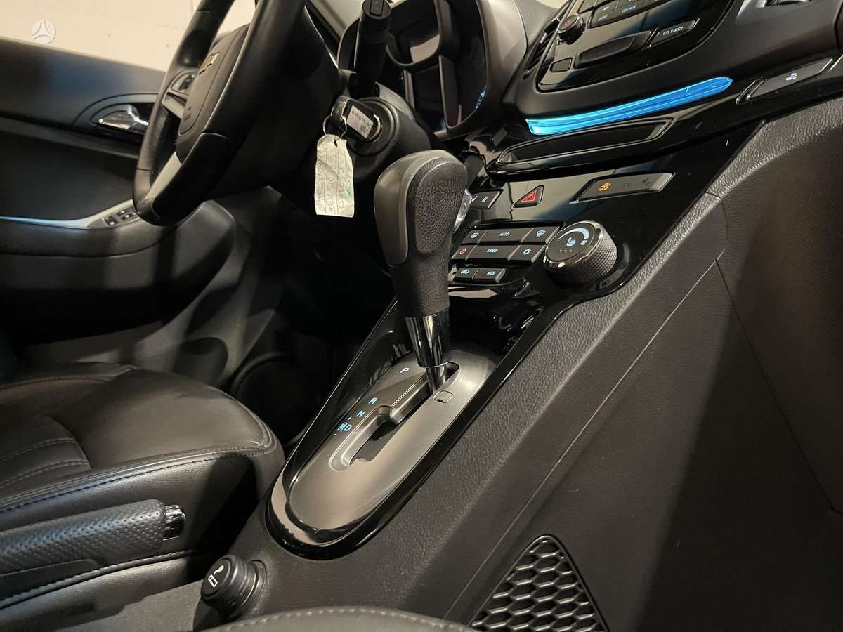 Chevrolet Orlando | 6