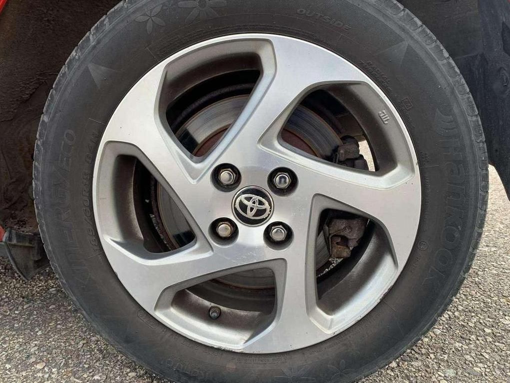 Toyota Yaris | 19