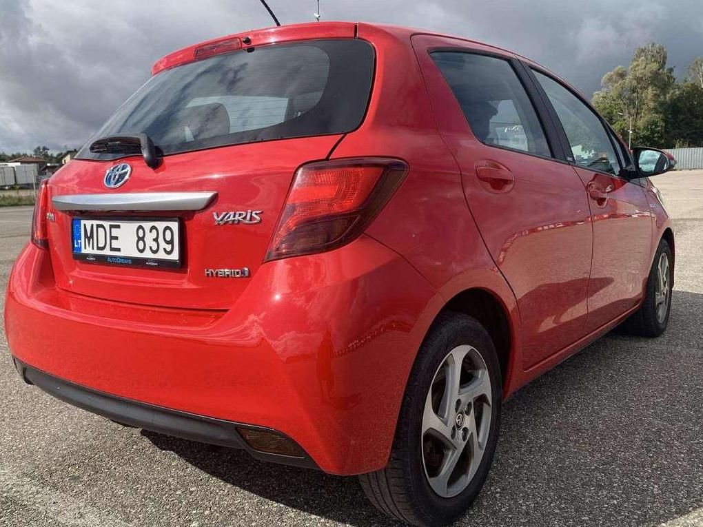 Toyota Yaris | 4