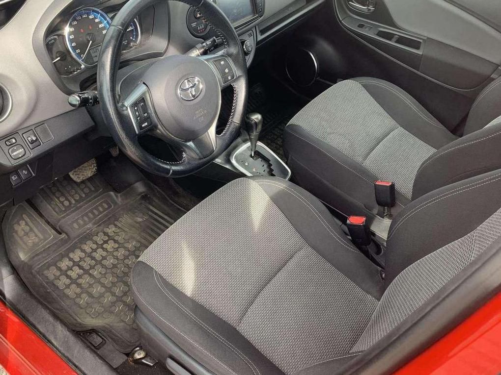 Toyota Yaris | 9