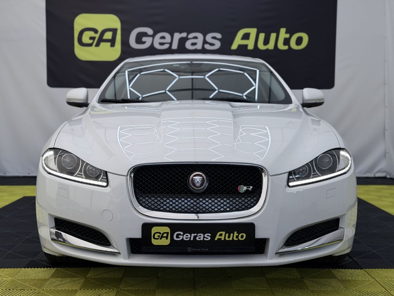 Jaguar XF | 1