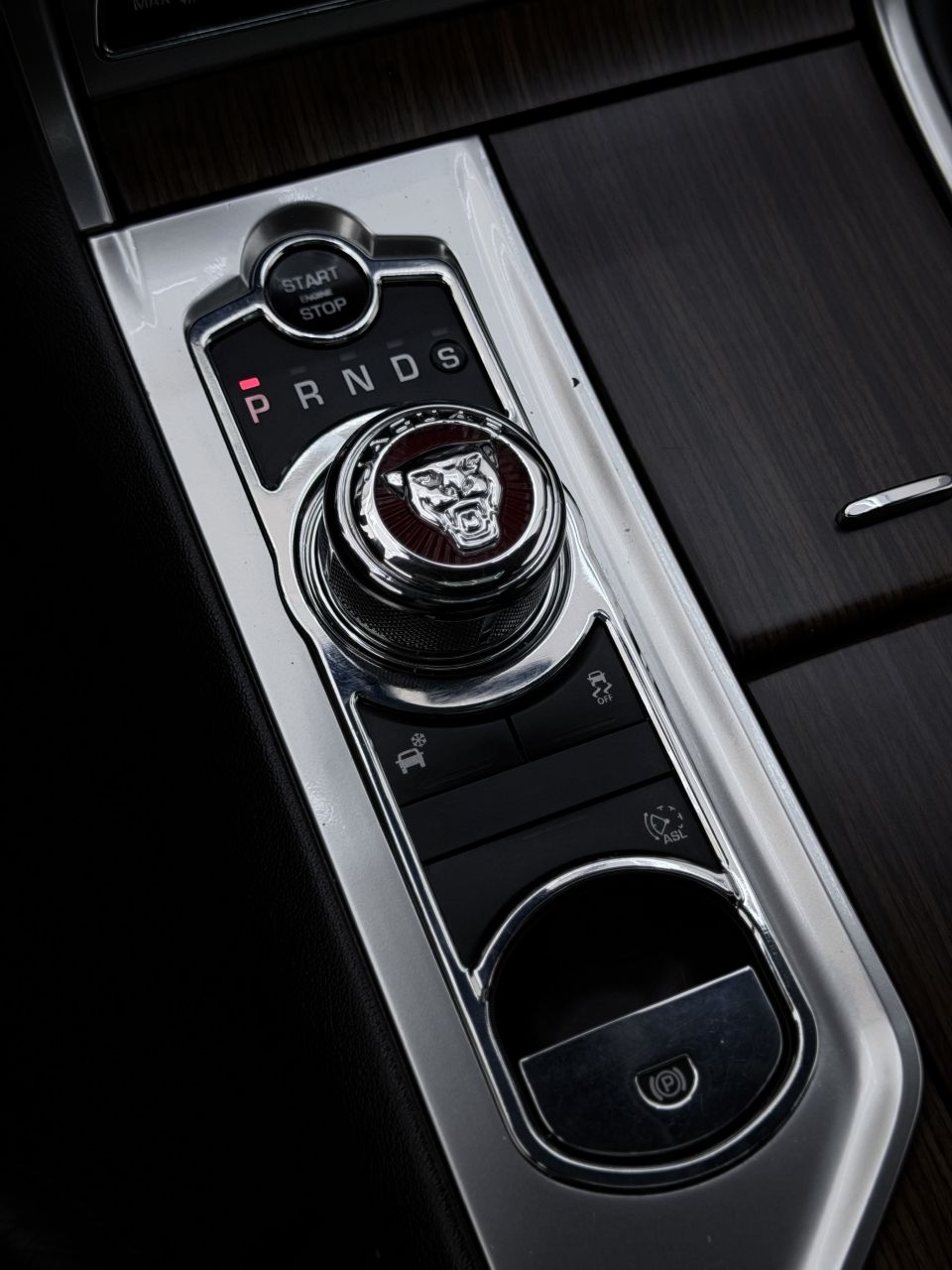 Jaguar XF | 22
