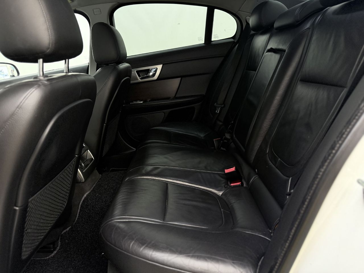Jaguar XF | 10
