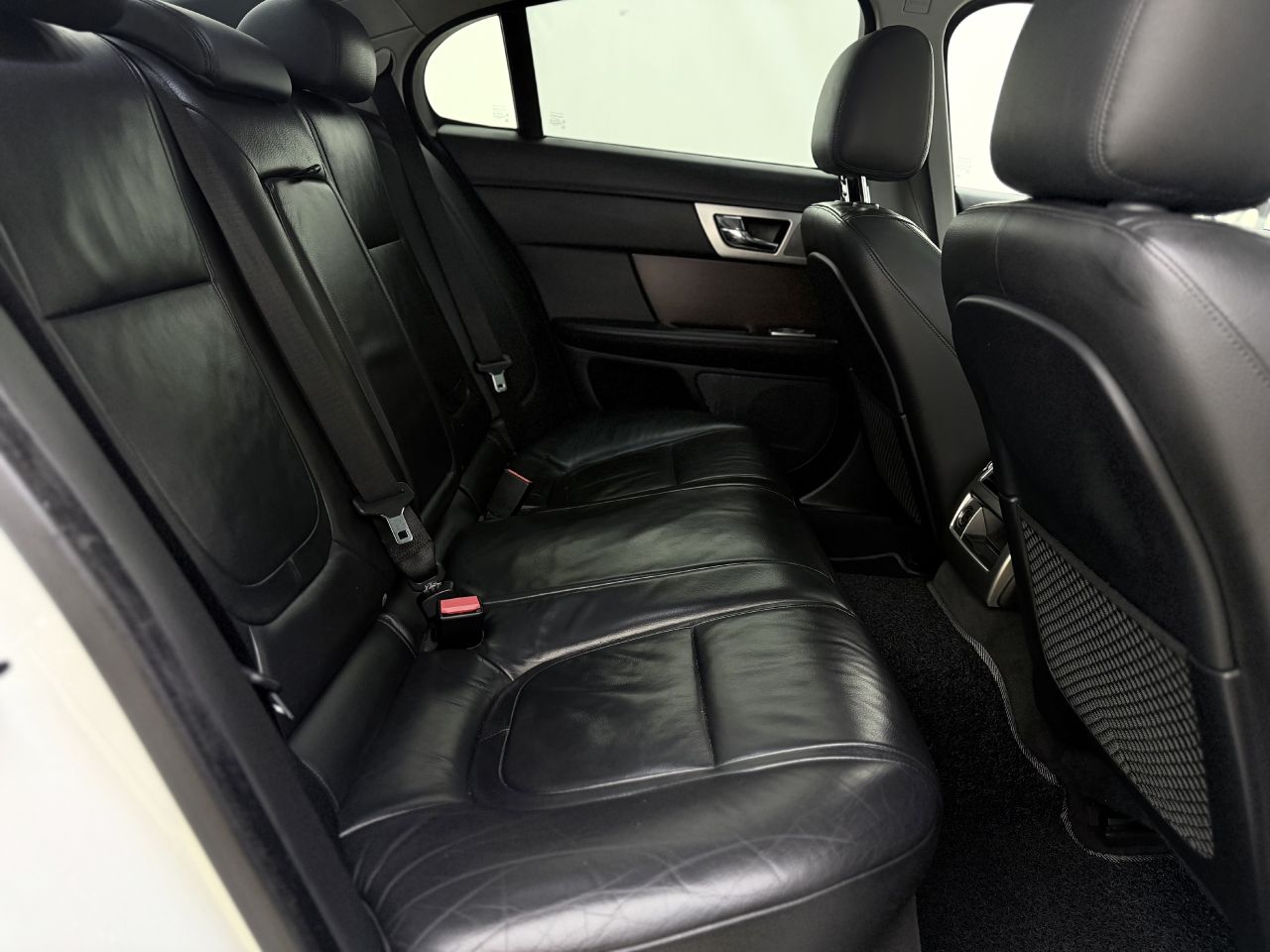 Jaguar XF | 12
