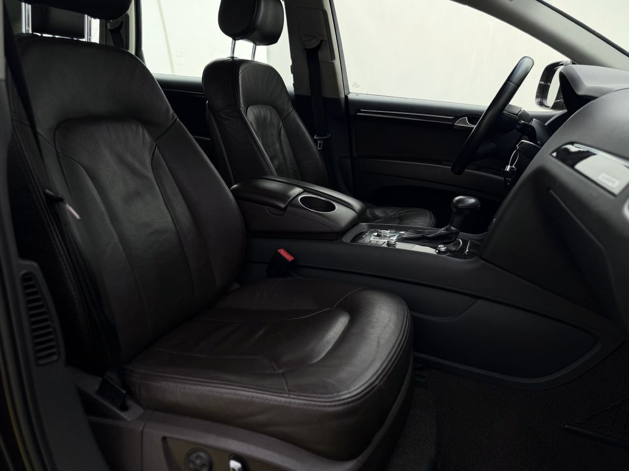 Audi Q7 | 13