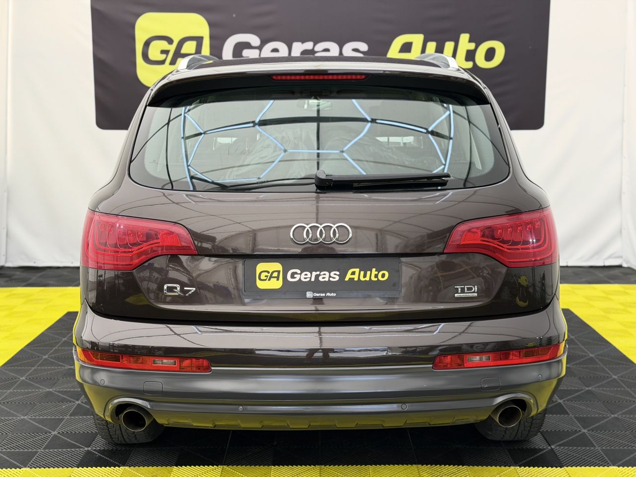 Audi Q7 | 4