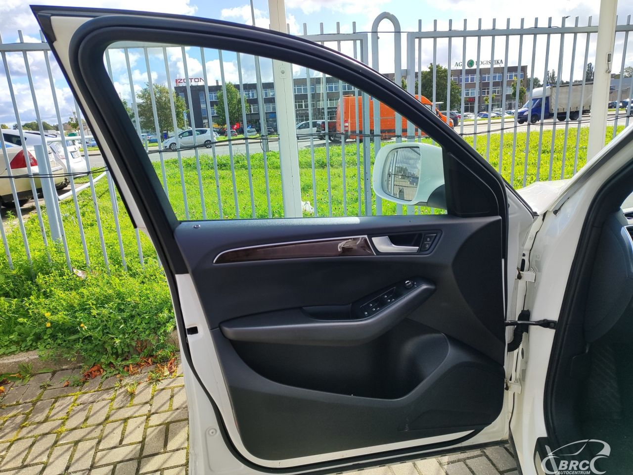 Audi Q5 | 13