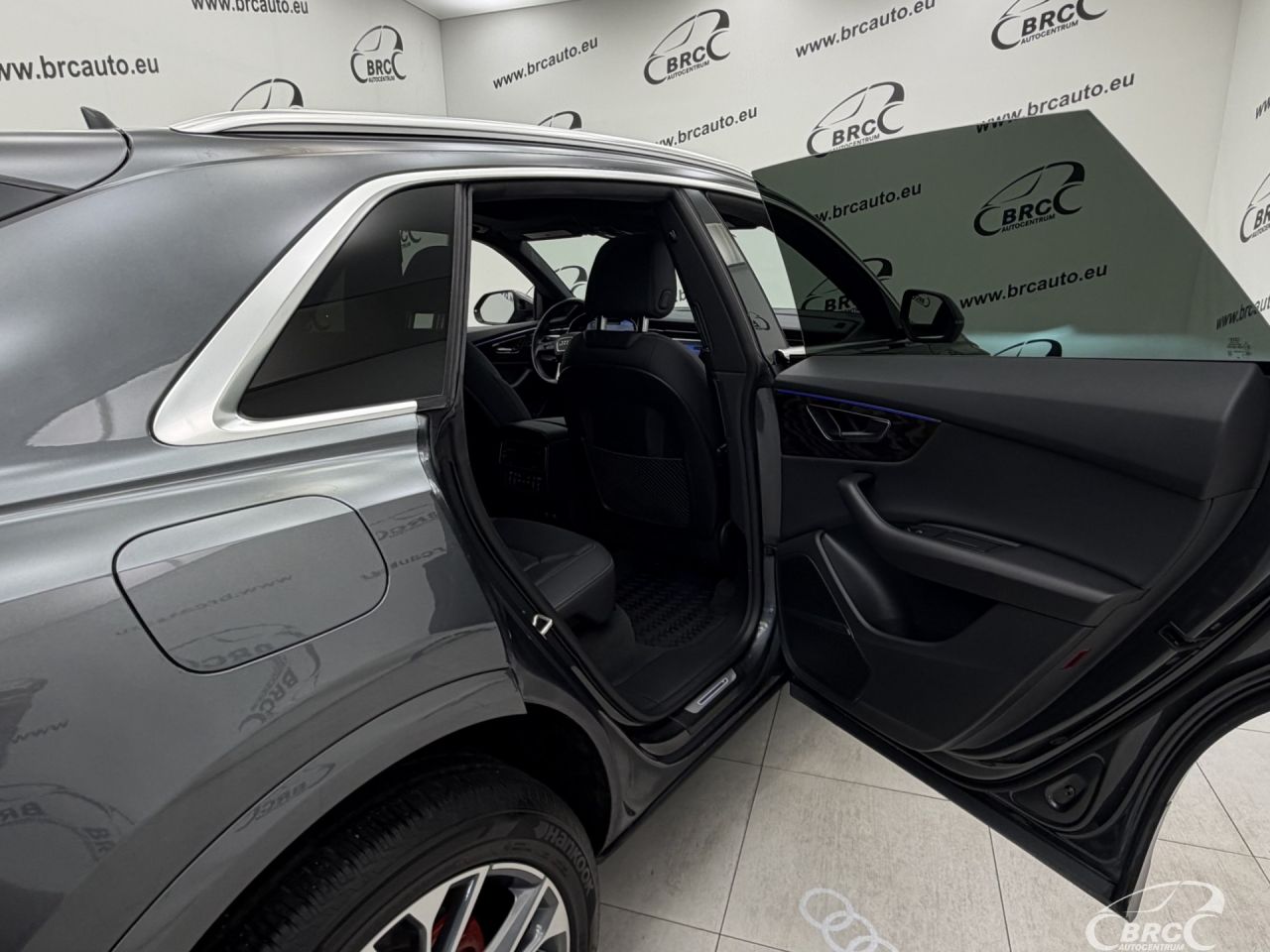 Audi Q8 | 11