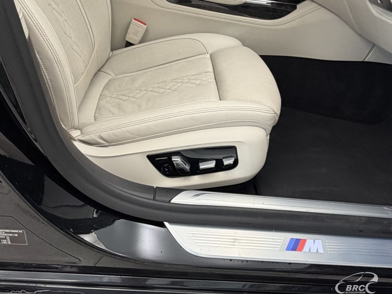BMW 740 | 5