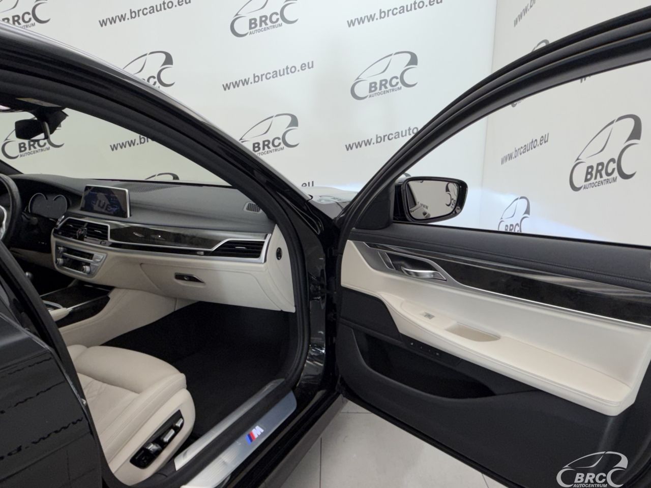 BMW 740 | 7