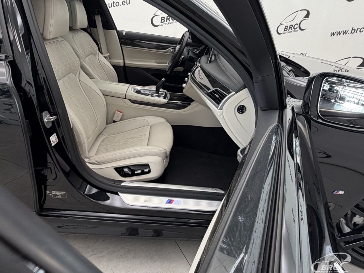 BMW 740 | 9