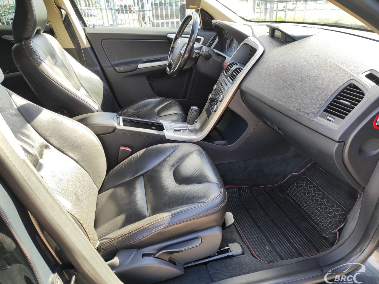 Volvo XC60 | 6