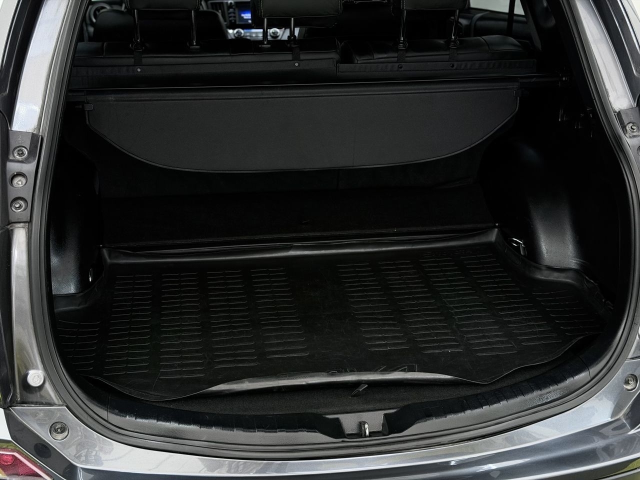 Toyota RAV4 | 11