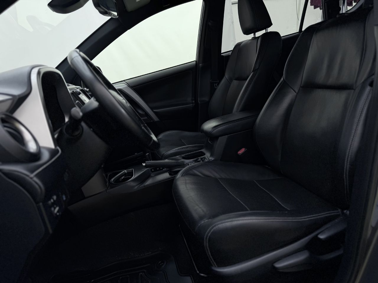 Toyota RAV4 | 9