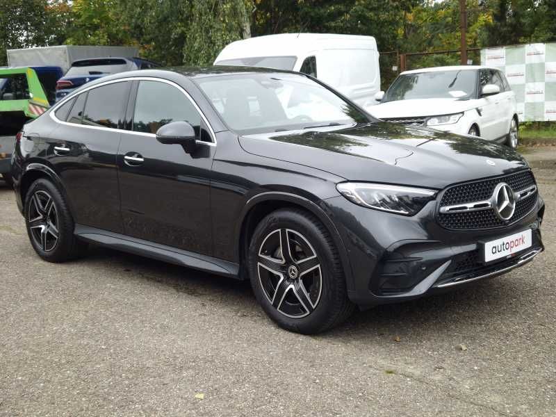 Mercedes-Benz GLC200 | 1