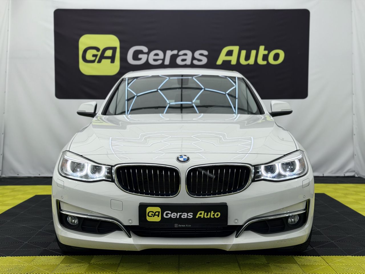 BMW 320 | 1