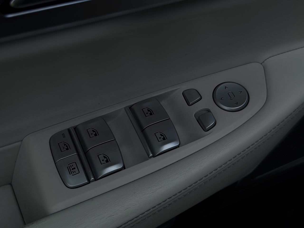 BMW 740 | 23