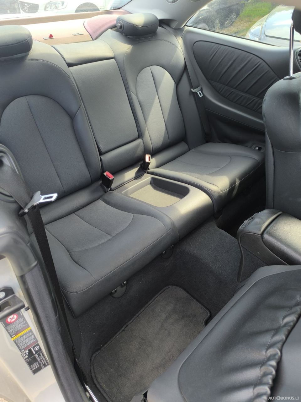 Mercedes-Benz CLK270 | 12