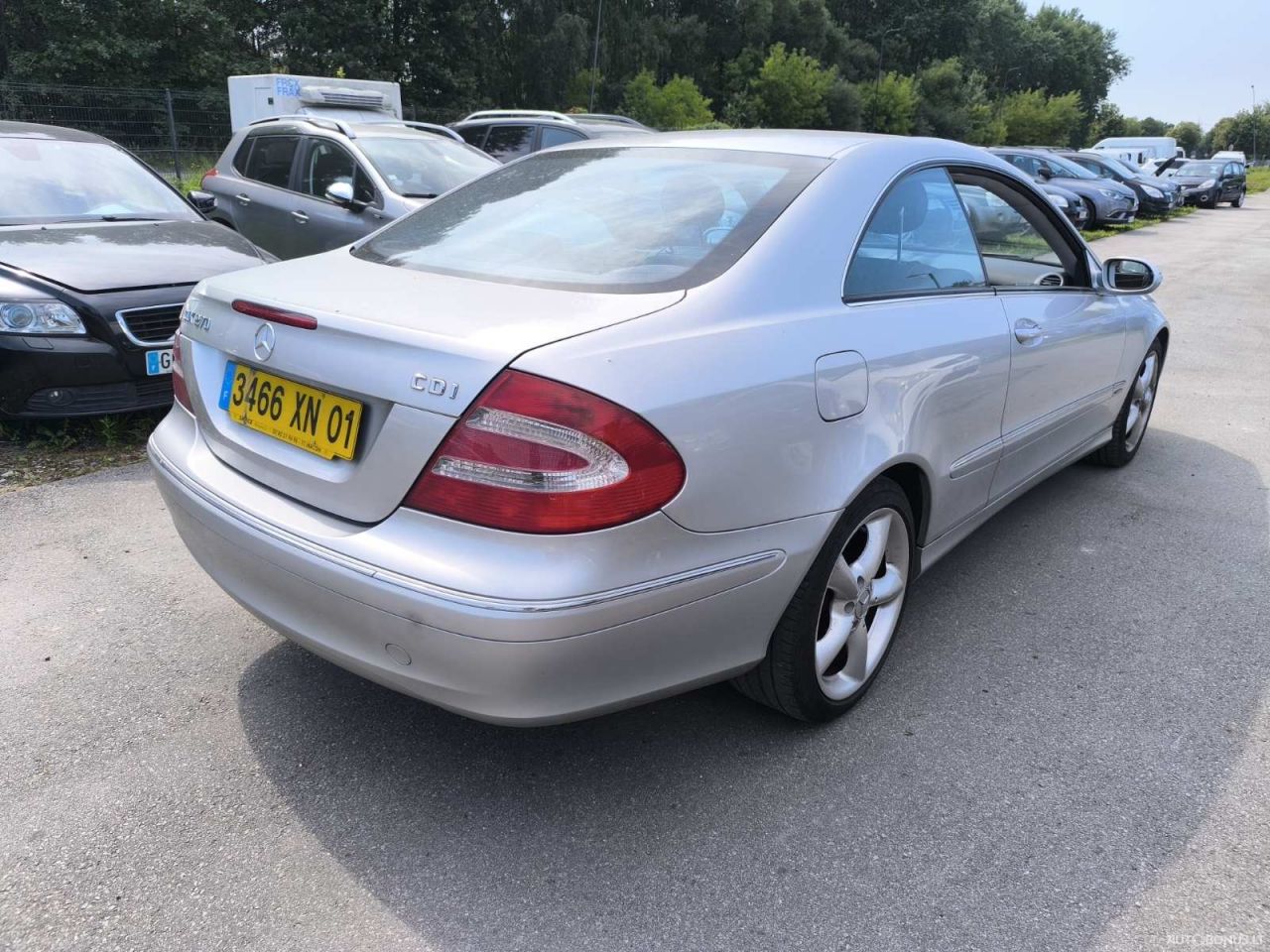 Mercedes-Benz CLK270 | 1