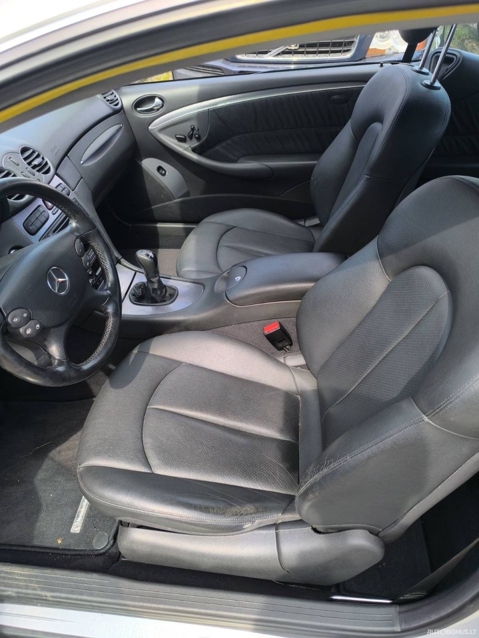 Mercedes-Benz CLK270 | 8