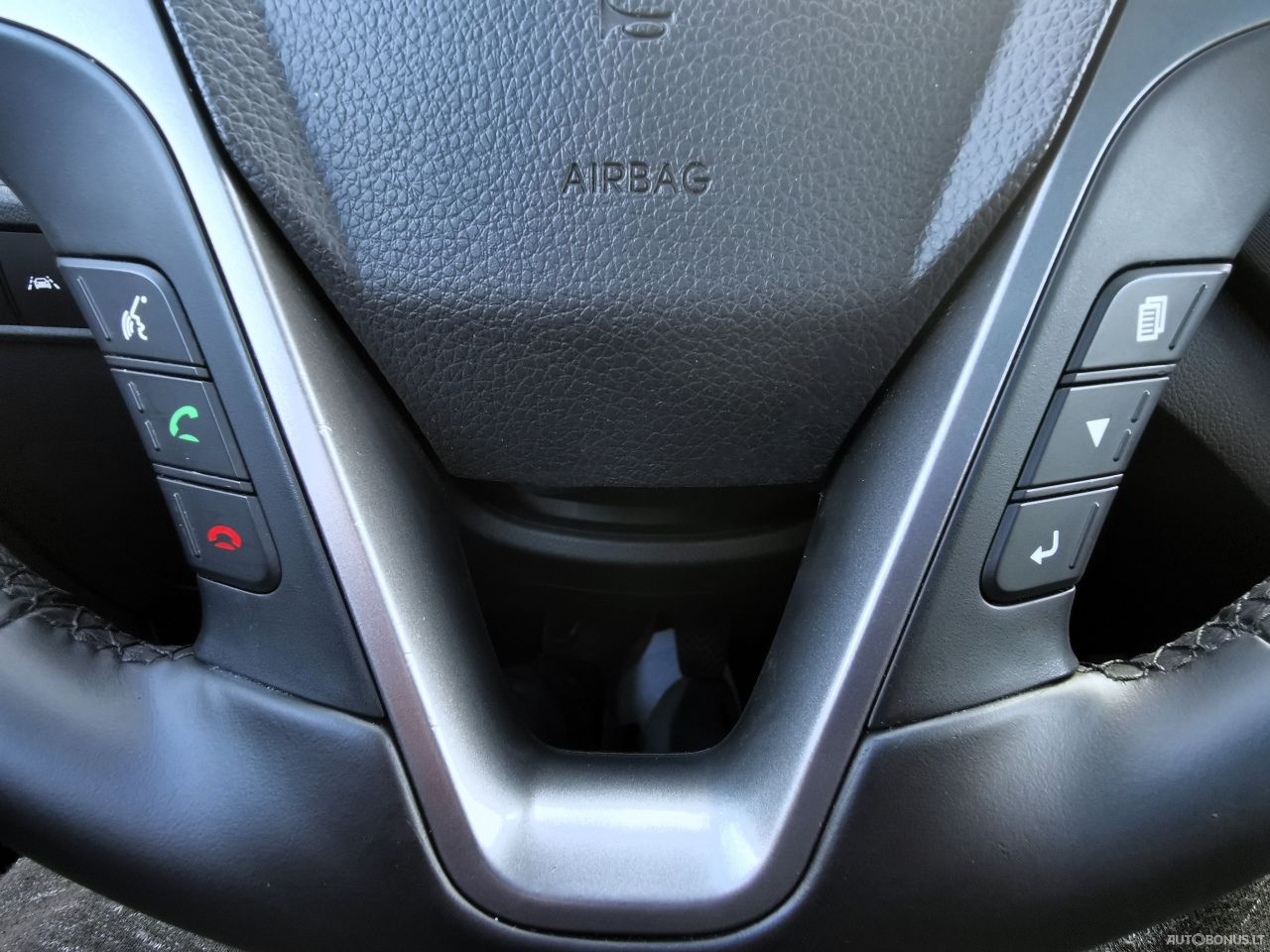 Hyundai Santa Fe | 23