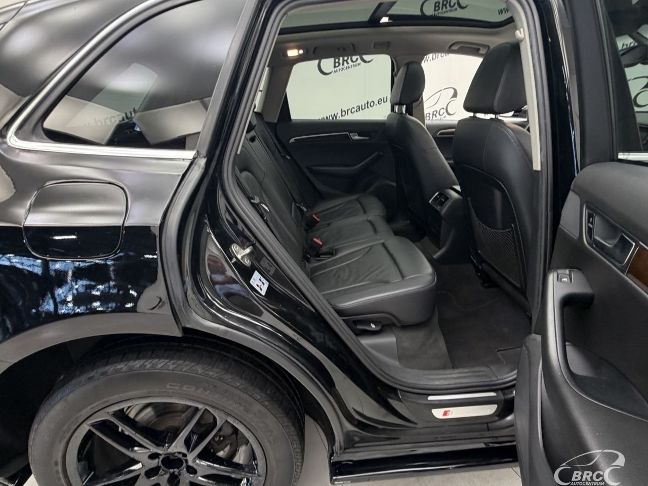 Audi Q5 | 8