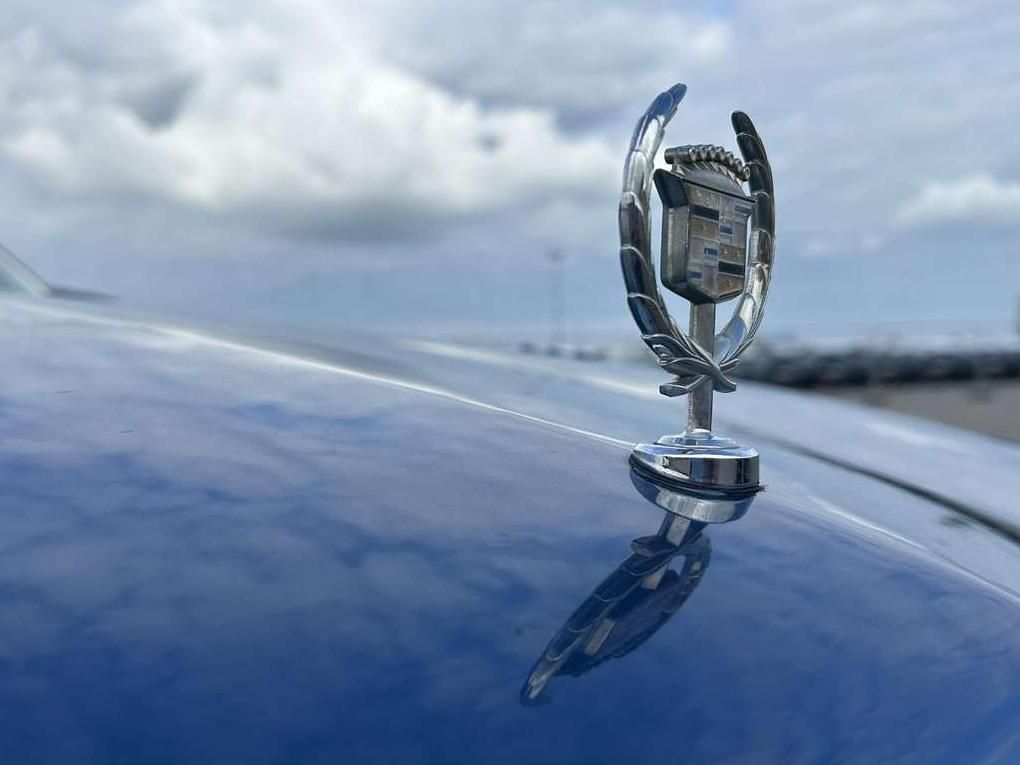 Cadillac DeVille | 22